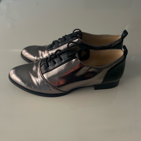 Nine West Oxford Metallic Shoes - Picture 2 of 8